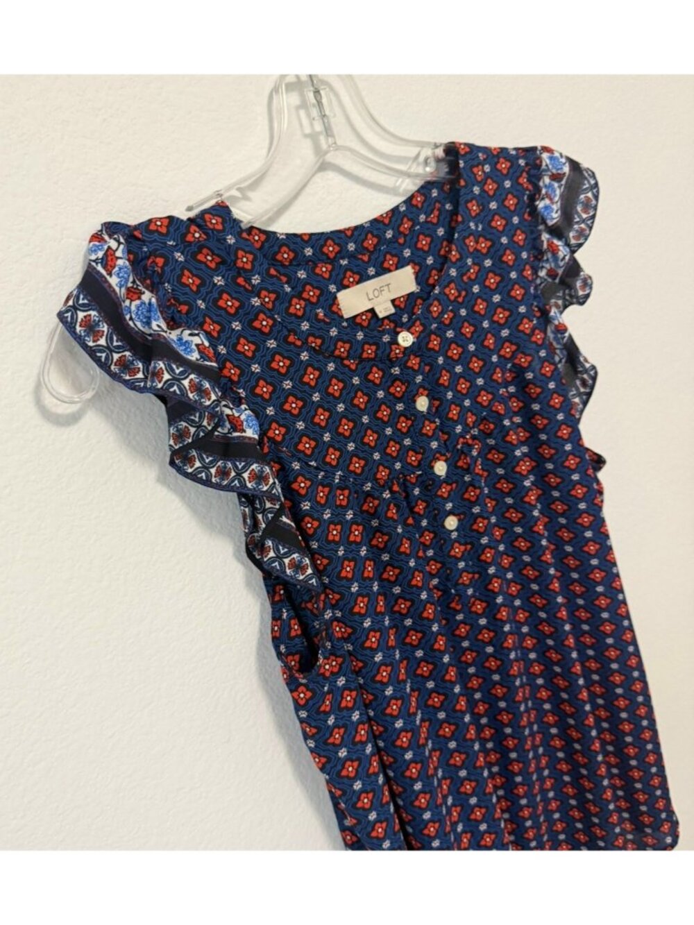 LOFT Ruffled Short Sleeve Henley Multicolor Geo Career Blouse Women's Size M - Picture 5 of 7